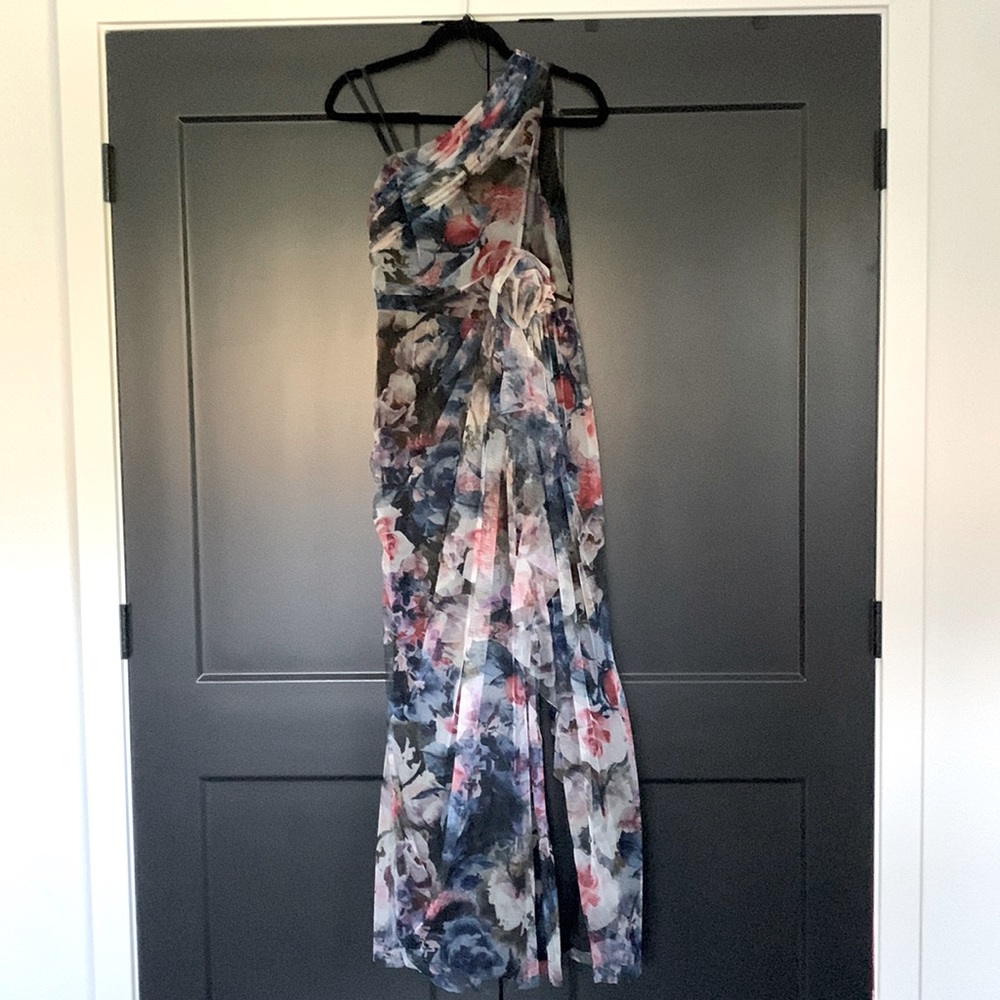 Adrianna Papell one shoulder printed chiffon gown - Picture 5 of 16